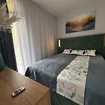 Piastowska 20a Nr7, Balkon Apartment
