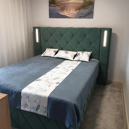 Piastowska 20a Nr7, Balkon Apartment